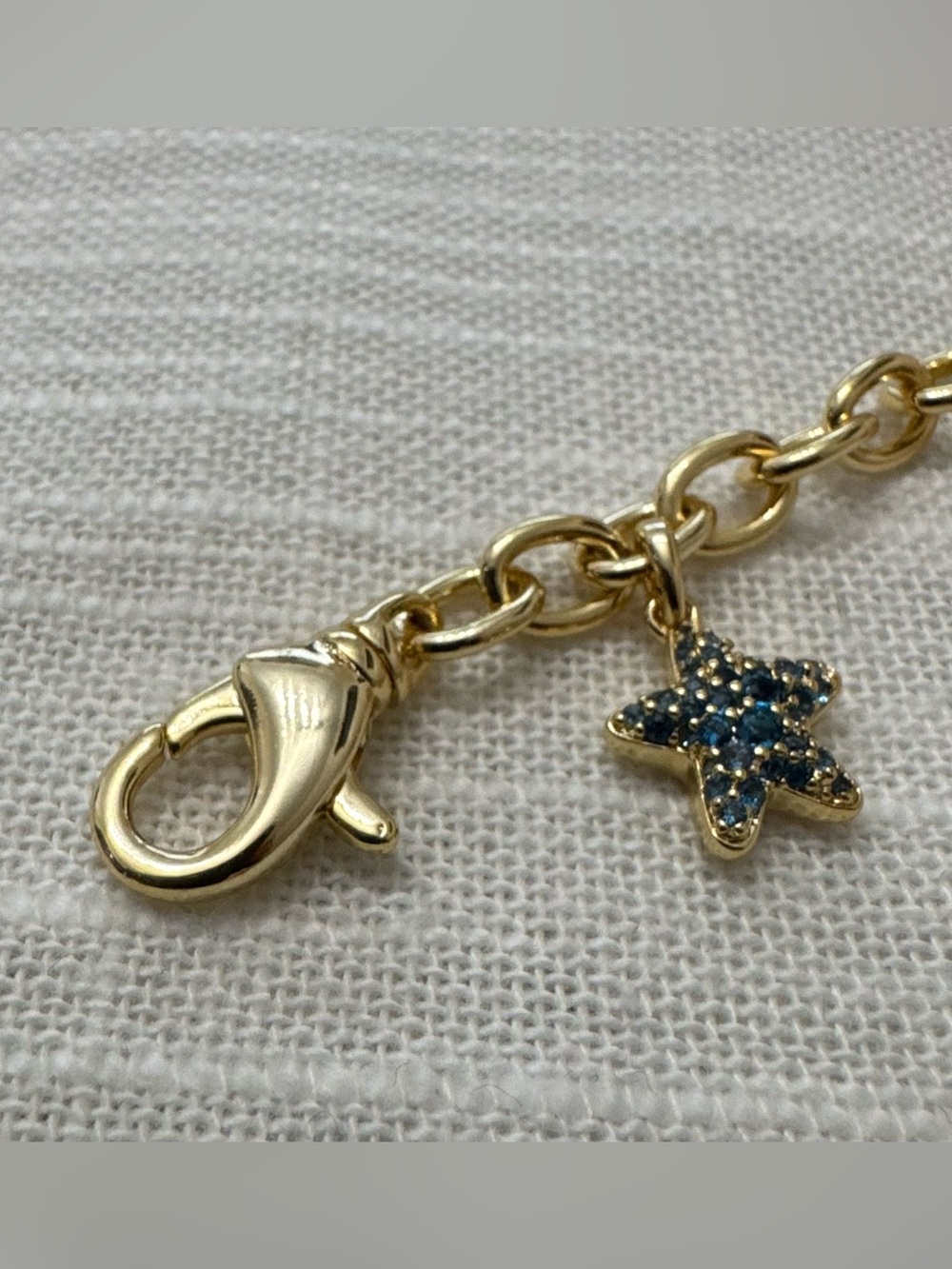 NEW ~ Kendra Scott x Disney Mickey & Minnie Mouse Charm Crystal Bracelet, NWT - Picture 13 of 14